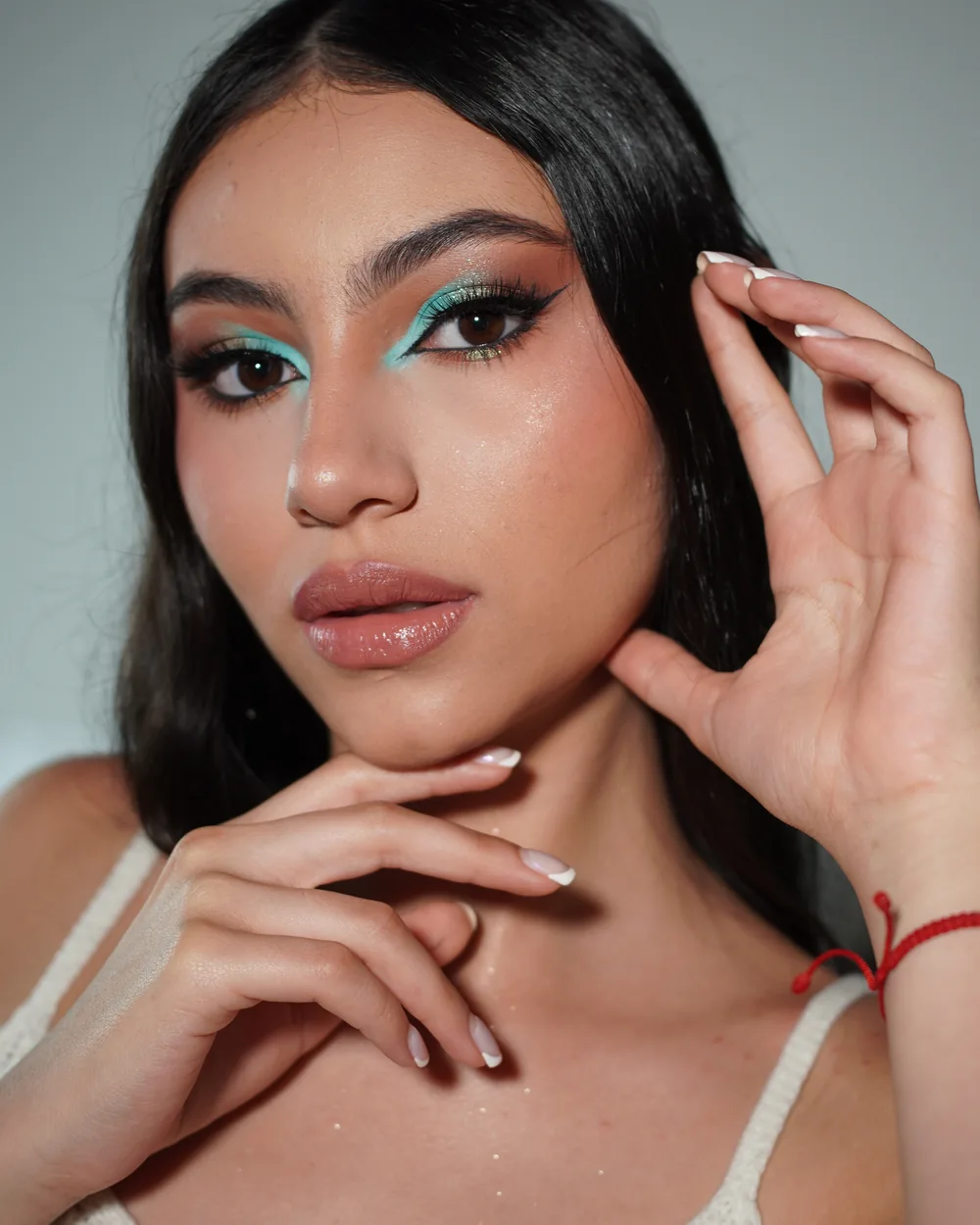 Resultado de maquillaje realizado por una alumna